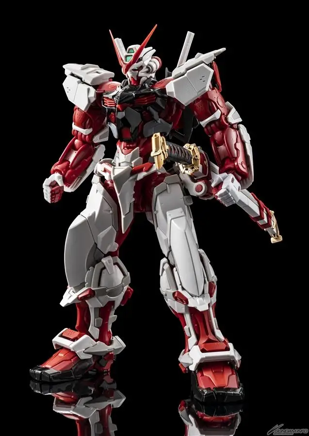 Bandai Gundam 1/100 модель с высоким разрешением GUNDAM астрайт красная рамка набор моделей
