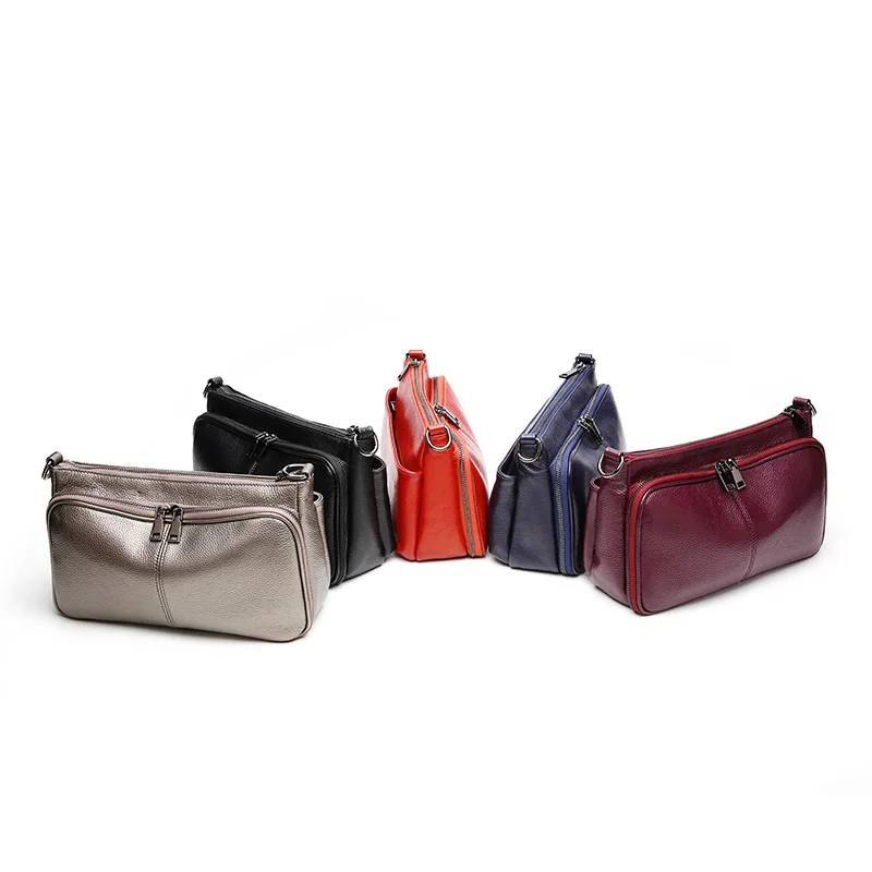 Модная брендовая женская сумка в сдержанном стиле из натуральной кожи с