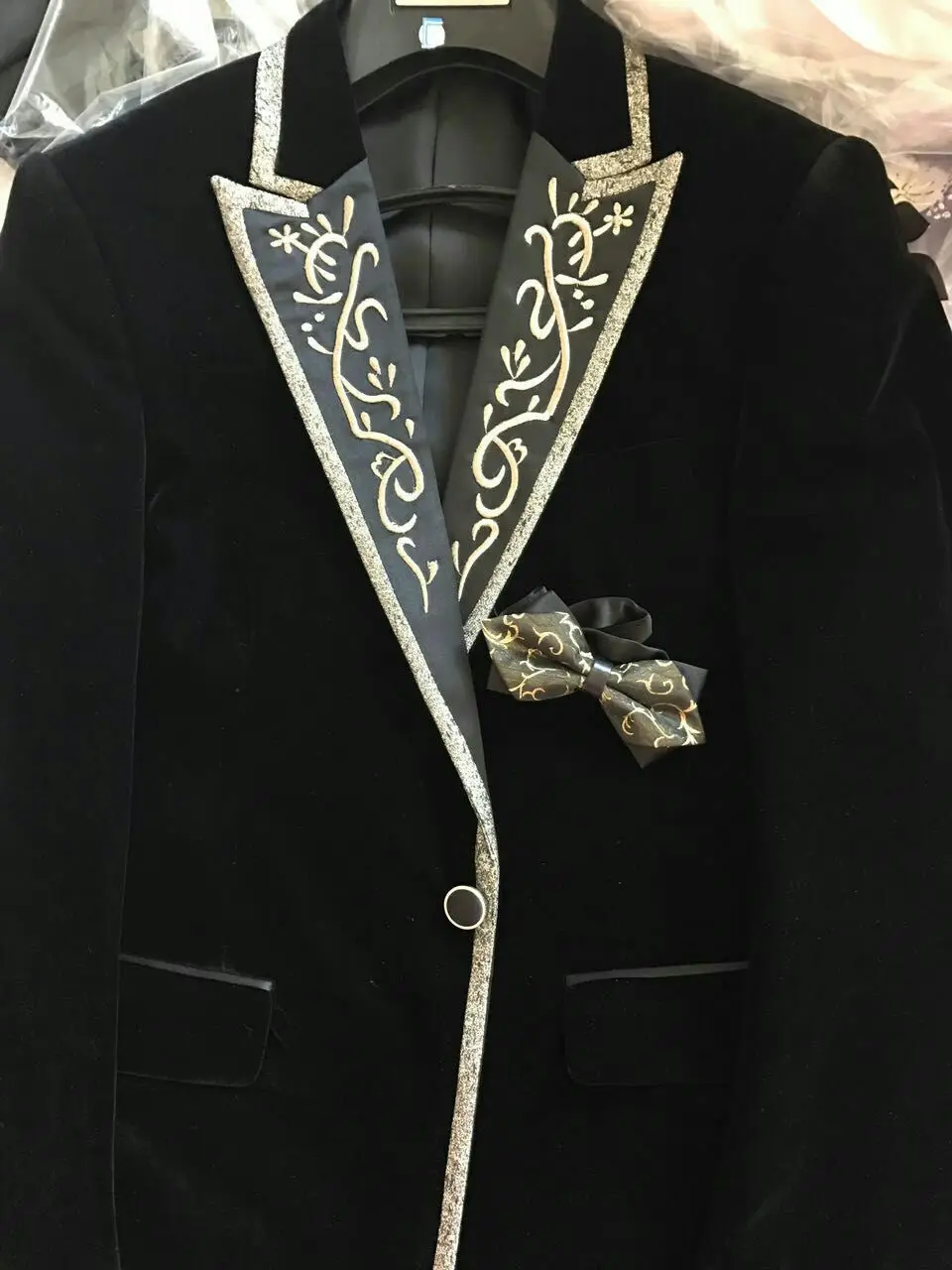 100% настоящие мужские звезды/Золотой Воротник с вышивкой черный костюм