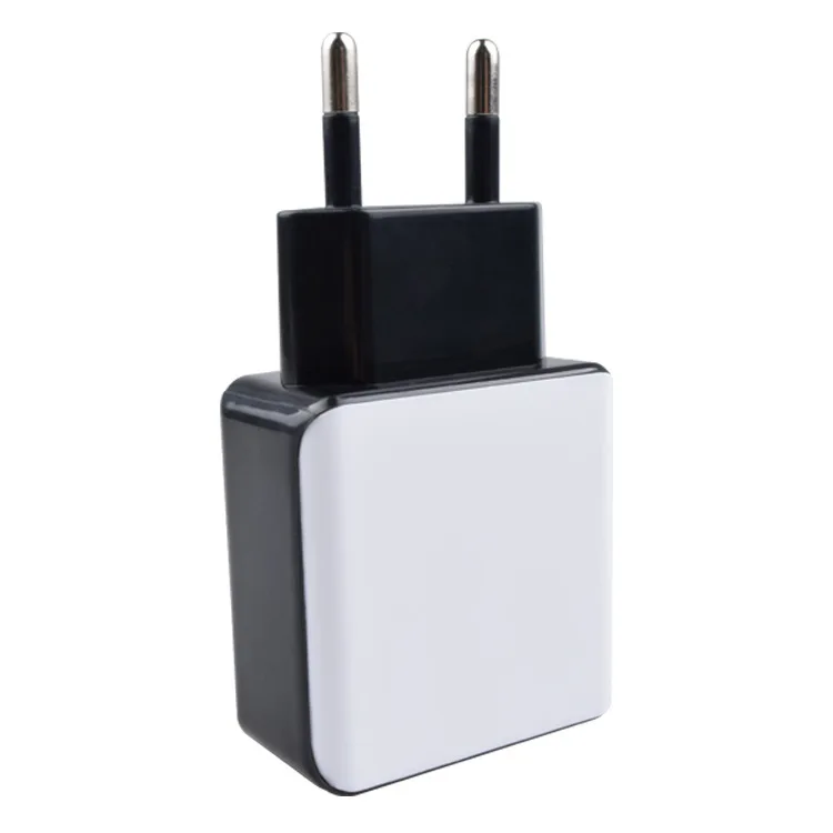 Зарядное устройство с 2 USB-портами и вилкой европейского стандарта 5 В А настенный