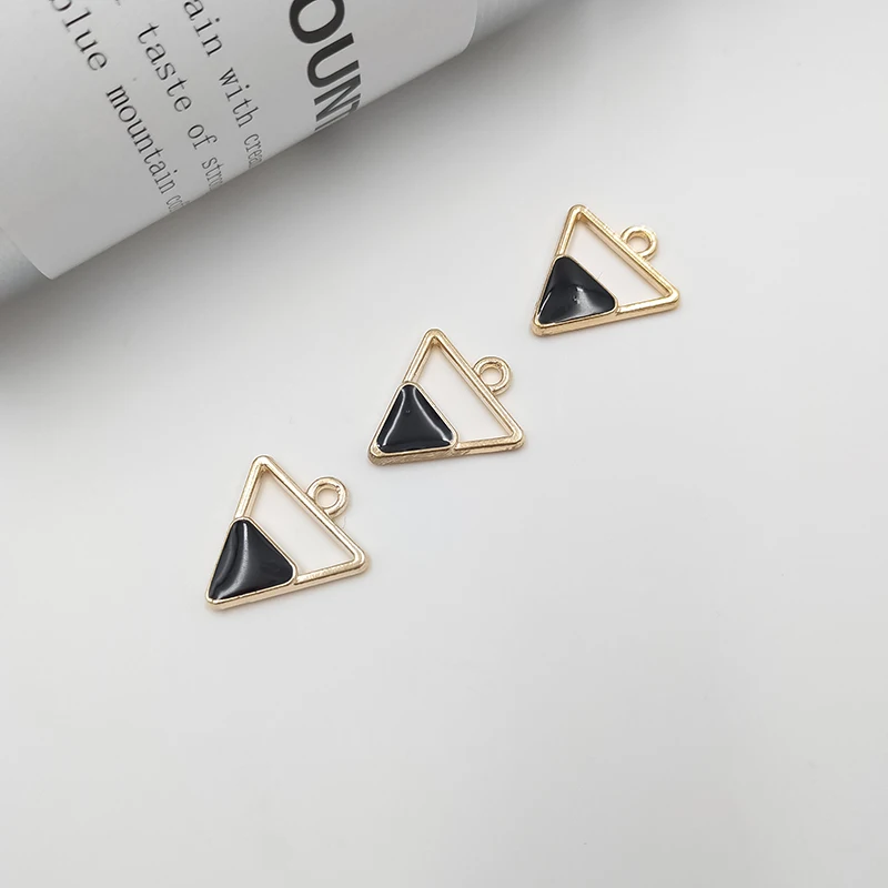 10pcs DIY Triangle Simple Alloy Jewelry Accessories alloy accessories pendant dripping oil bracelet necklace headdress B03 | Украшения и