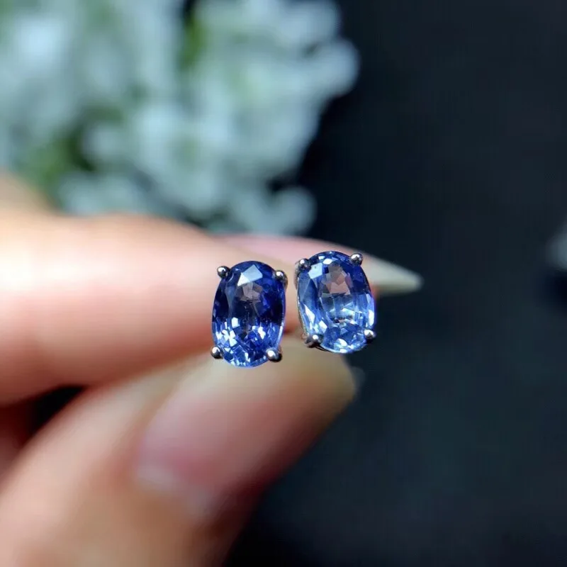 Natural Sri Lanka Sapphire Ear Nails Simple and Delicate Bright Blue 925 Pure Silver | Pendants