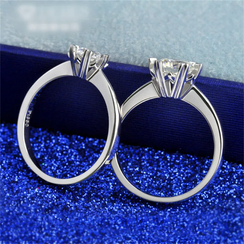 Женское кольцо из белого золота с фианитом 1 карат|Кольца| |