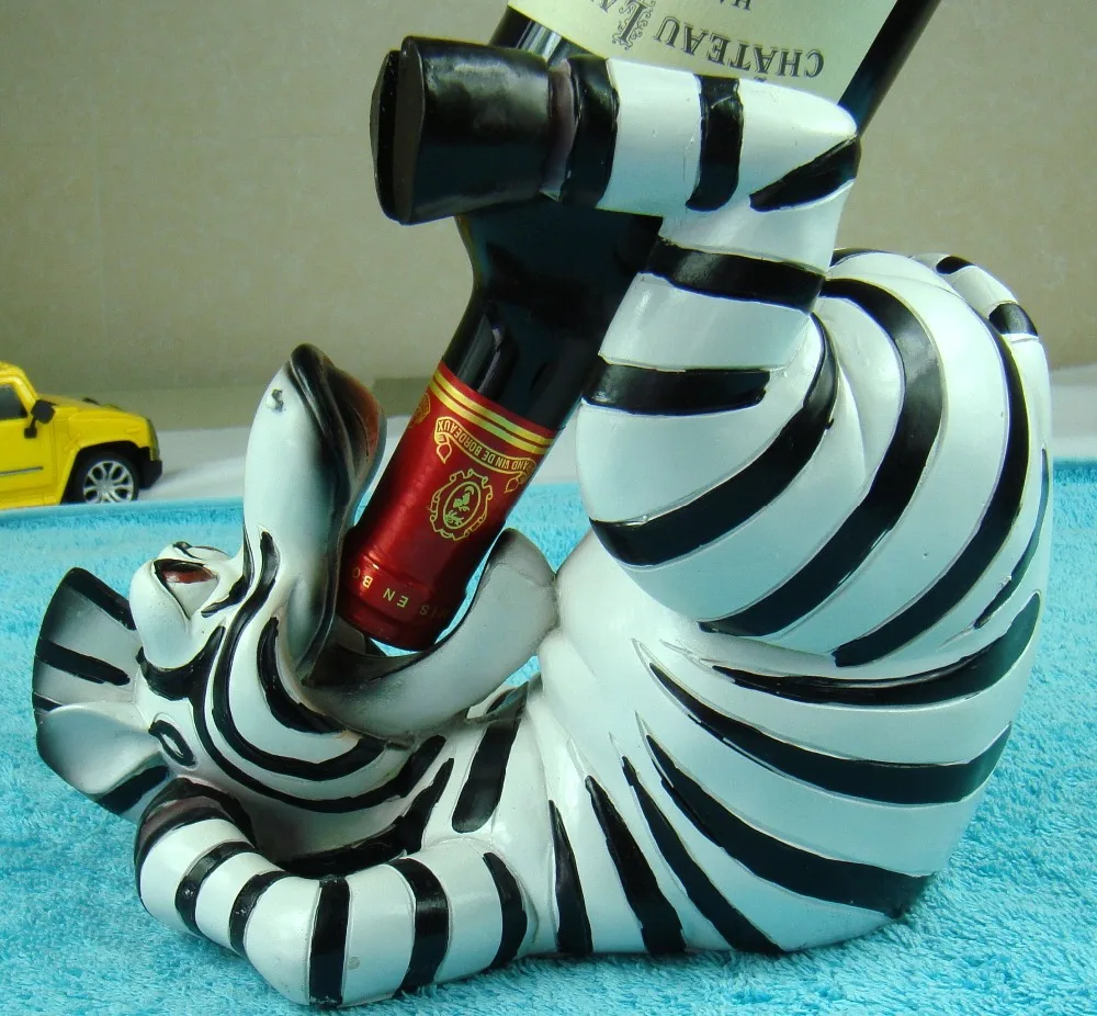 

Novel Zebra Figurine Wine Bottle Rack Decorative Resin Wildlife Goblet Glass Hanger Barware Ornament Supplies Craft Accessories