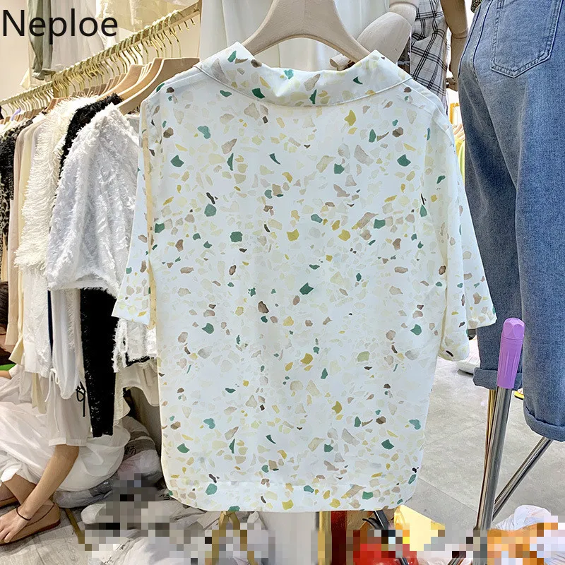 Neploe Floral Women Shirts Summer 2019 New Turn-Down Collar Short Sleeve Blouse Loose Single Breasted Ladies Tops 44196 |