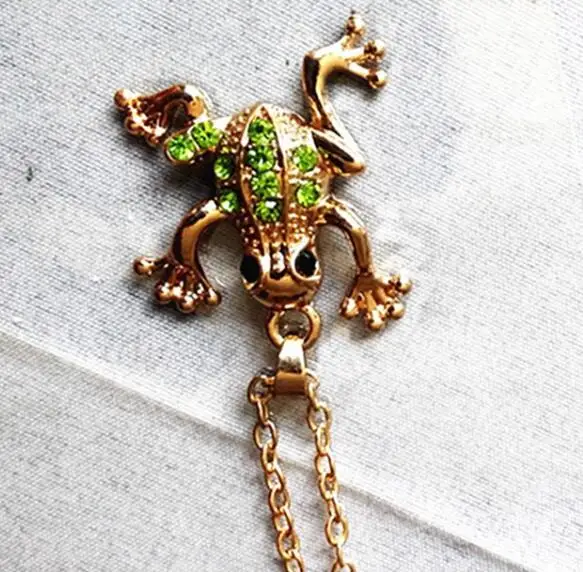 gold plated Модная лягушка Очаровательная подвеска с животными костюм тусклый Серебряный/золотой цвет кулон ожерелье 2,4 см цельный xy014 - Окраска металла: gold plated