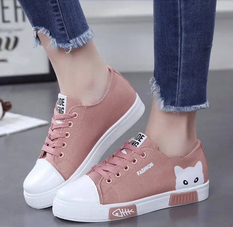 Для женщин плоская парусиновая обувь с героями мультфильмов 2018 новый летний