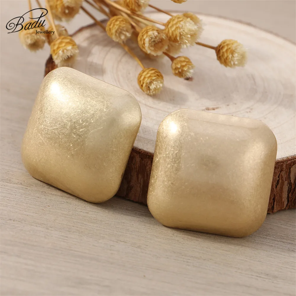 Женские квадратные серьги-гвоздики Badu большие геометрические серьги из матового