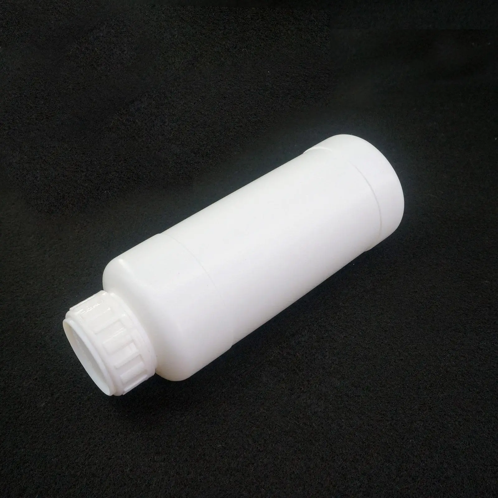 Лаборатория химической стойкости в бутылках из фторированного полиэтилена