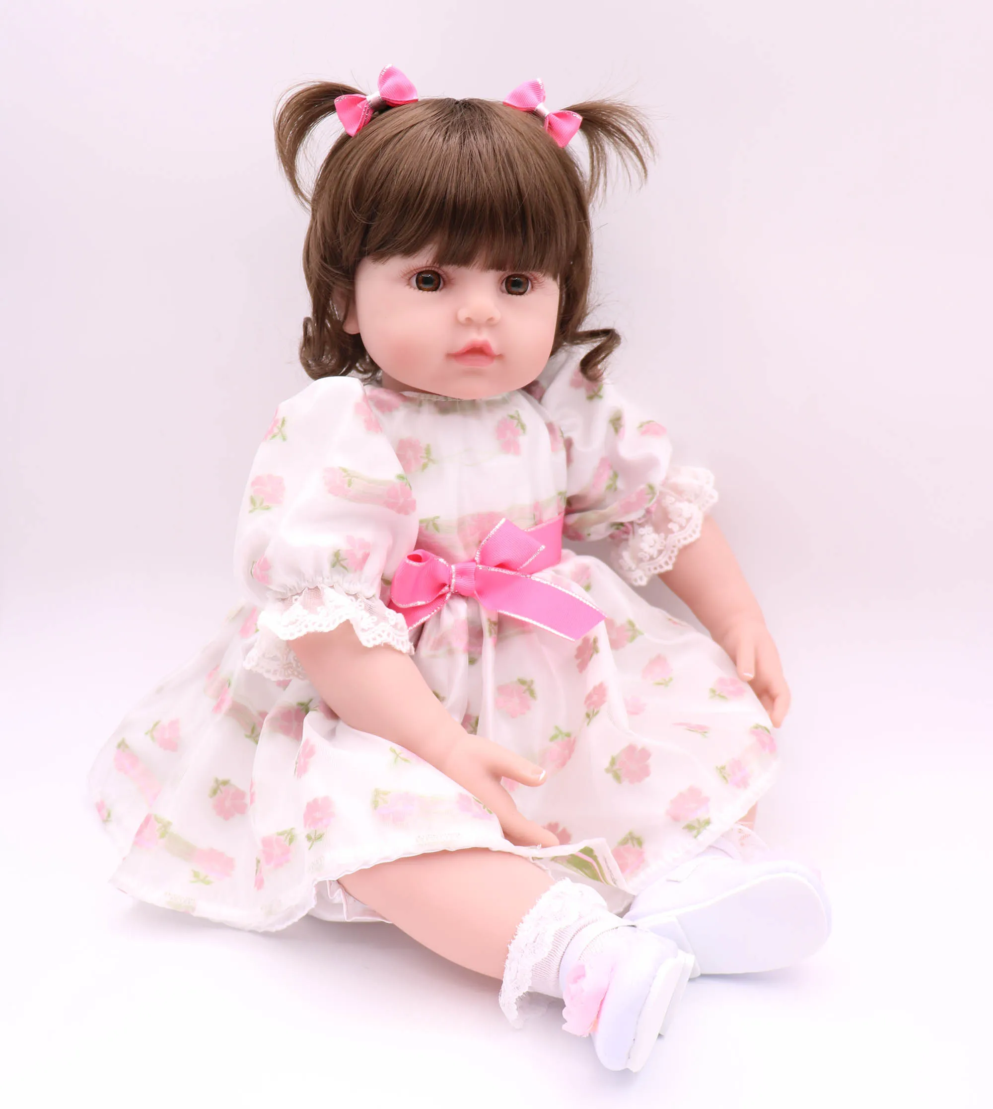 

22 дюймов Реалистичная девочка кукла реборн длинные волосы принцесса девочка кукла с модным одеванием малыш куклы дети подарок на день рожд...