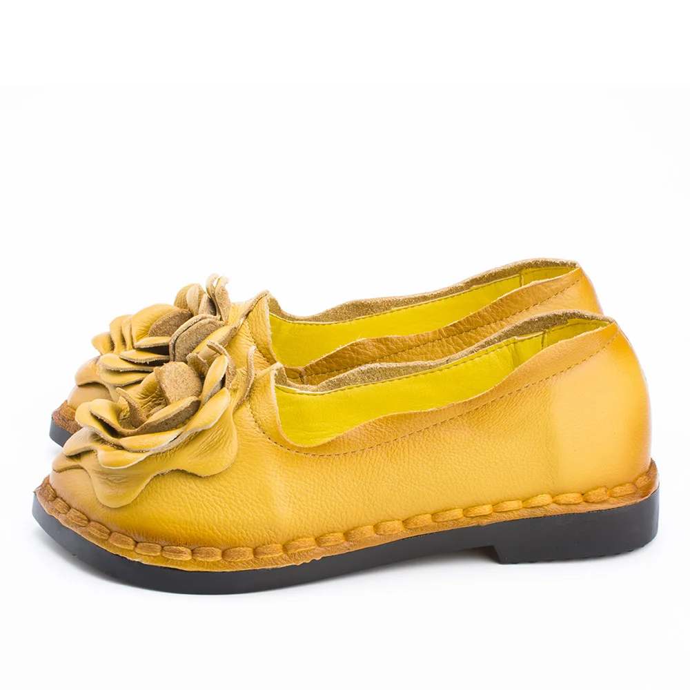 2022 New Vintage Handmade Folk Style Women Flats Casual Shoes Genuine Leather Lady Soft Bottom Shoes for Mother Fashion Loafers