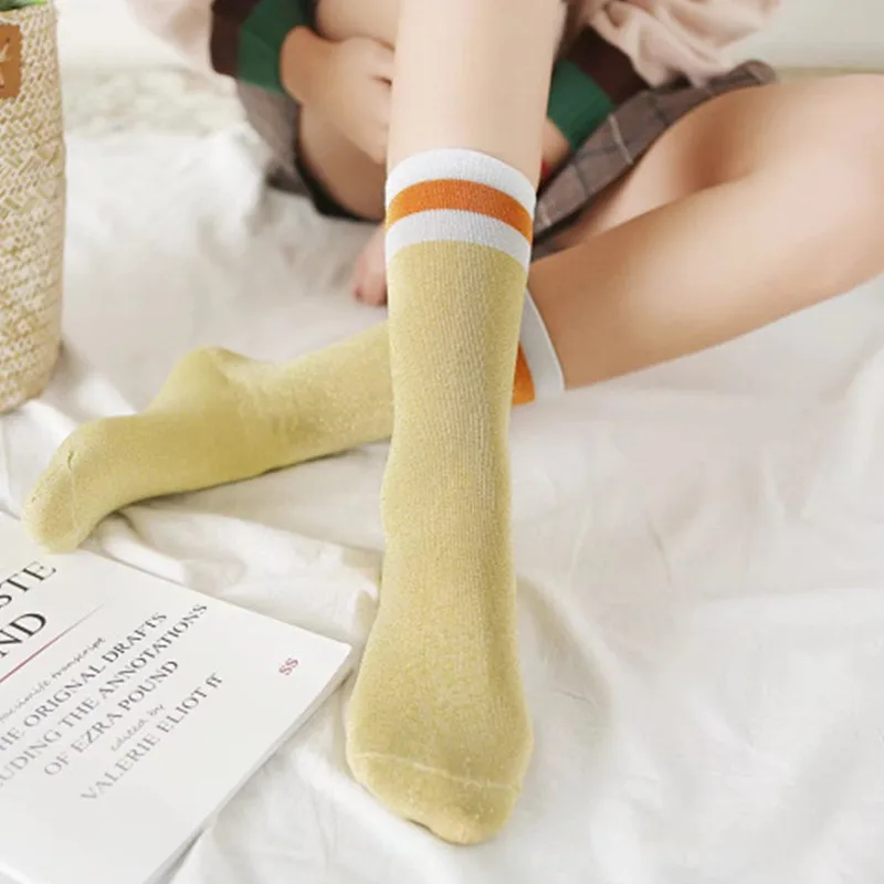 Женские блестящие носки в полоску повседневные Серебристые средней длины для