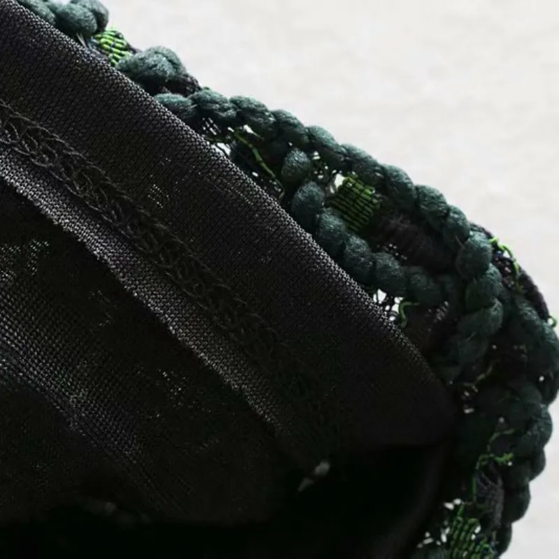 Женское зеленое кружевное платье крючком прозрачное облегающее с молнией сзади