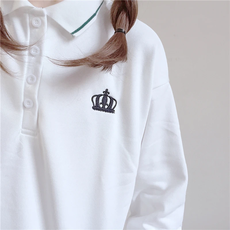 С длинным рукавом отложным Каллар Для женщин футболка Милая Вышивка студент