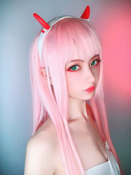 Длинный парик аниме в FRANXX 02 ZERO TWO розовый для косплея + шапочка парика|Костюмы