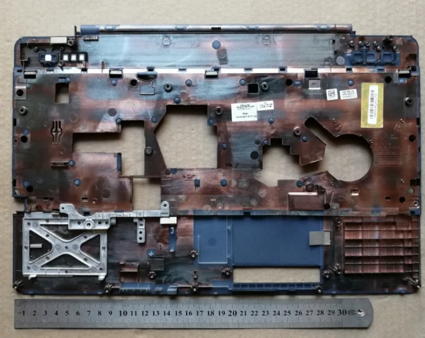 Подставка для рук ноутбука Dell Latitude E6540 M2800 A131CR верхняя крышка основания чехла |