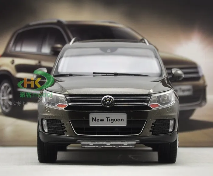 1:18 TIGUAN литая под давлением модель автомобиля внедорожник для взрослых игрушки коллекция подарков оригинальная коробка