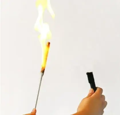 Пламенный фонарь появляющийся трость с воспламенителем волшебные фокусы