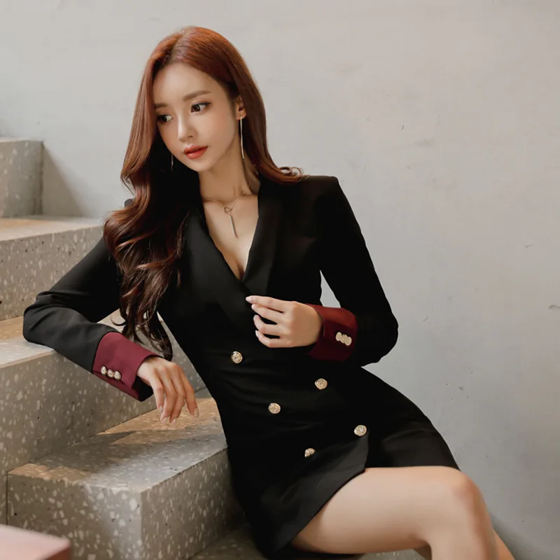 Женское осеннее платье сексуальное двубортное облегающее черное офисное с