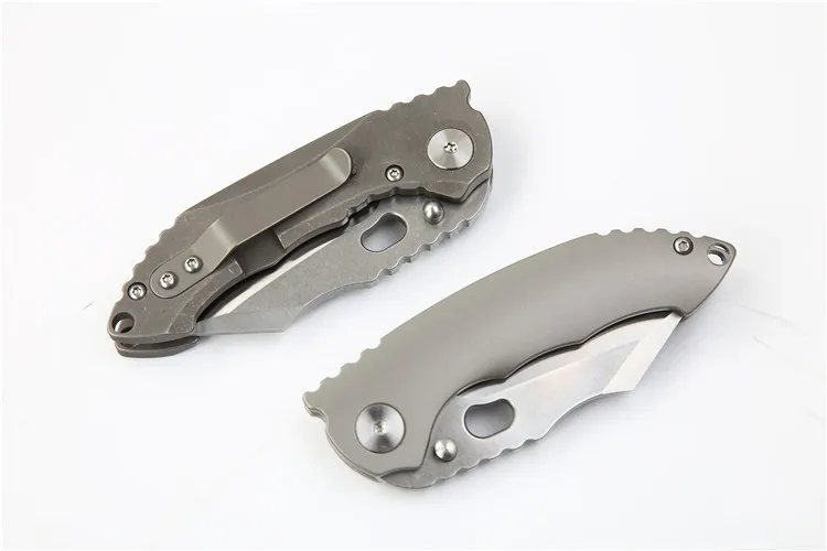 В наличии Флиппер складной нож Карманный подарочные ножи D2 лезвие Титан ручка