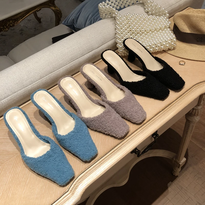 Женская обувь; короткие плюшевые тапочки; zapatos de mujer; дизайнерские шлепанцы с квадратным носком; обувь для девочек