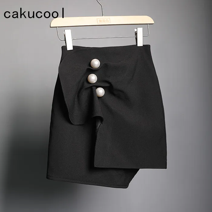 Летние и весенние мини-юбки Cakucool с жемчужными пуговицами 3D плиссированные