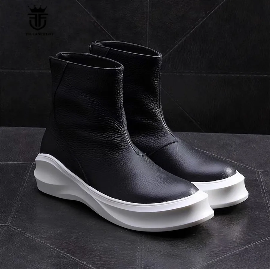 

Винтажные ботинки в стиле панк из натуральной кожи на толстой подошве с подковкой; модные зимние ботинки в британском стиле