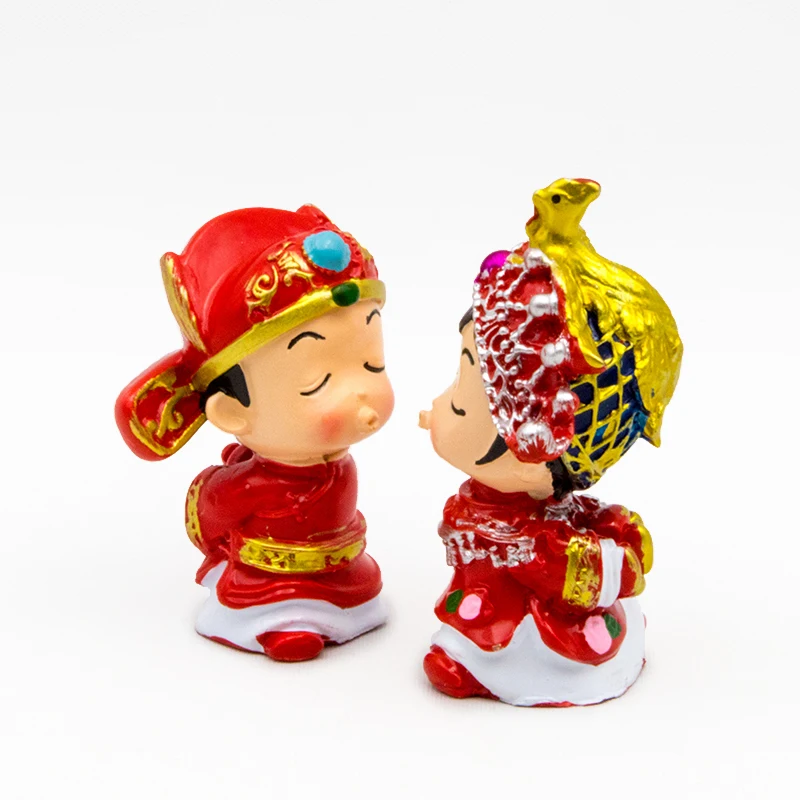 Chinese Style Bride and Groom Loving Resin Doll Red for Wedding Party Memorial Day Gift | Дом и сад