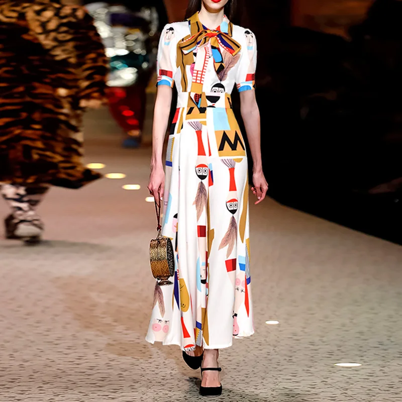 Женский брючный костюм с принтом комплект из двух предметов блузка коротким