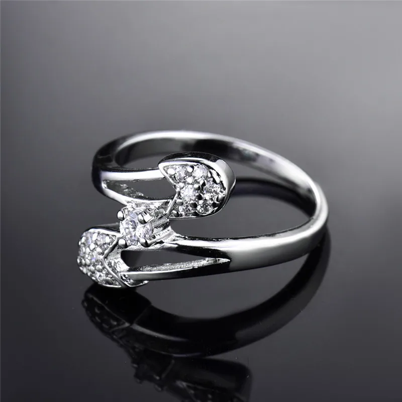 BUDONG 2017 New Fashion Women Finger Rings Silver color Unique Design Crystal Wedding Promise Ring Nuevos Anillos Jewelry R196 | Украшения