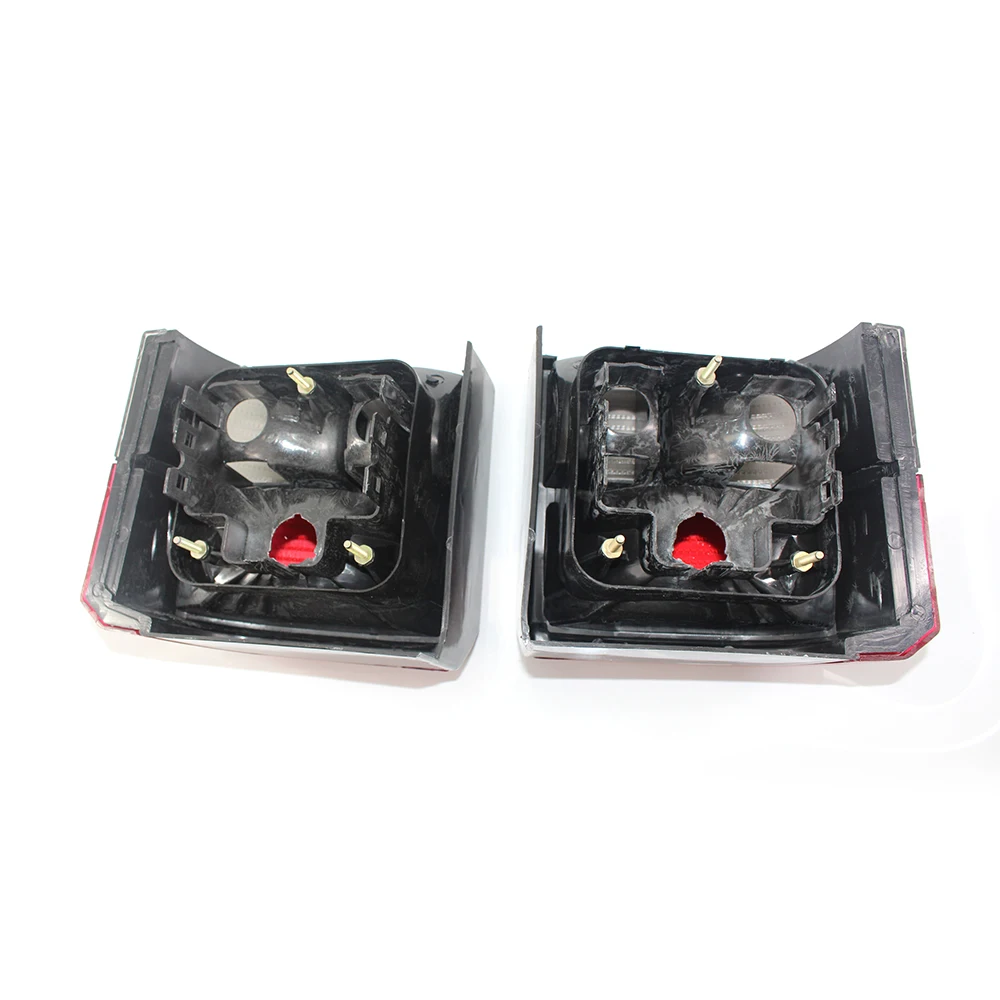 Правый/левый задний фонарь в сборе Авто дымчатый красный без ламп для VW Transporter