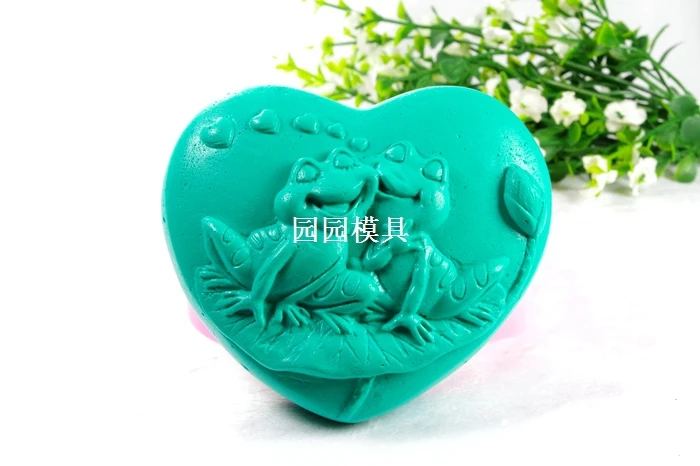 

Frog Silicone Soap mold Handmade 3D silicone mould DIY Craft molds S338