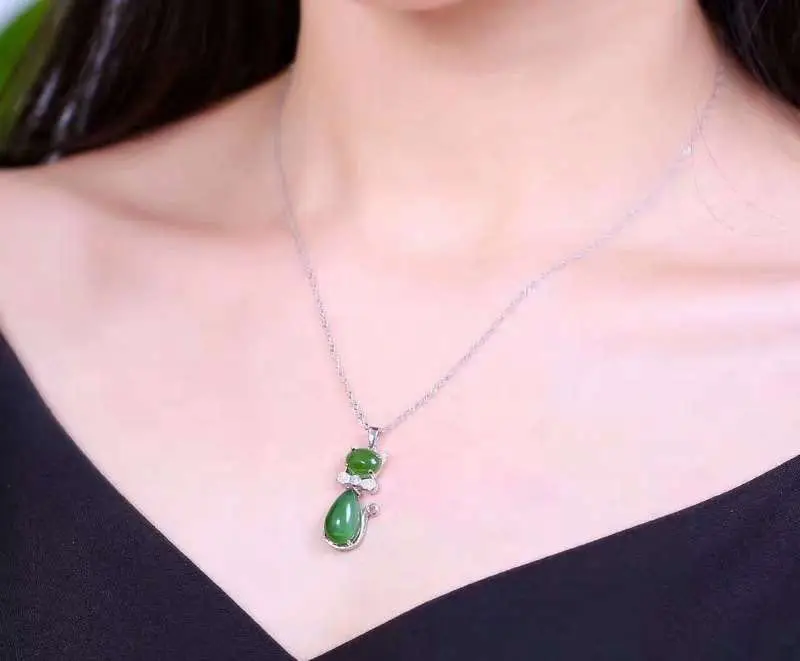 

High quality Hetian jasper cat pendant spinach Green jade 925 silver mosaic cat necklace Jewelry Gift with Certificate