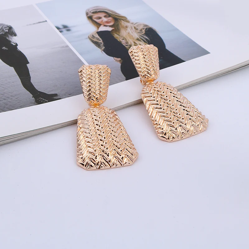 rose gold clip ZA золотые резные Клипсы Серьги не пирсинг для женщин панковские геометрические винтажные Макси ушные клипсы Свадебные вечерние богемные ювелирные изделия - Окраска металла: rose gold clip