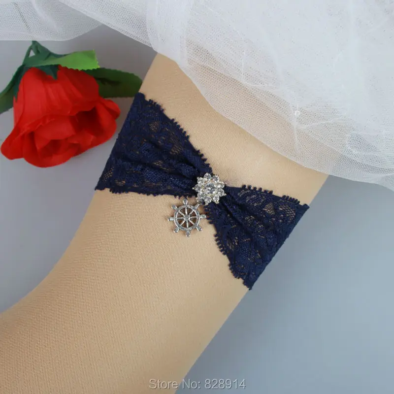 Оригинальный дизайнерский винтажный темно синий ремень для невесты с подвязками