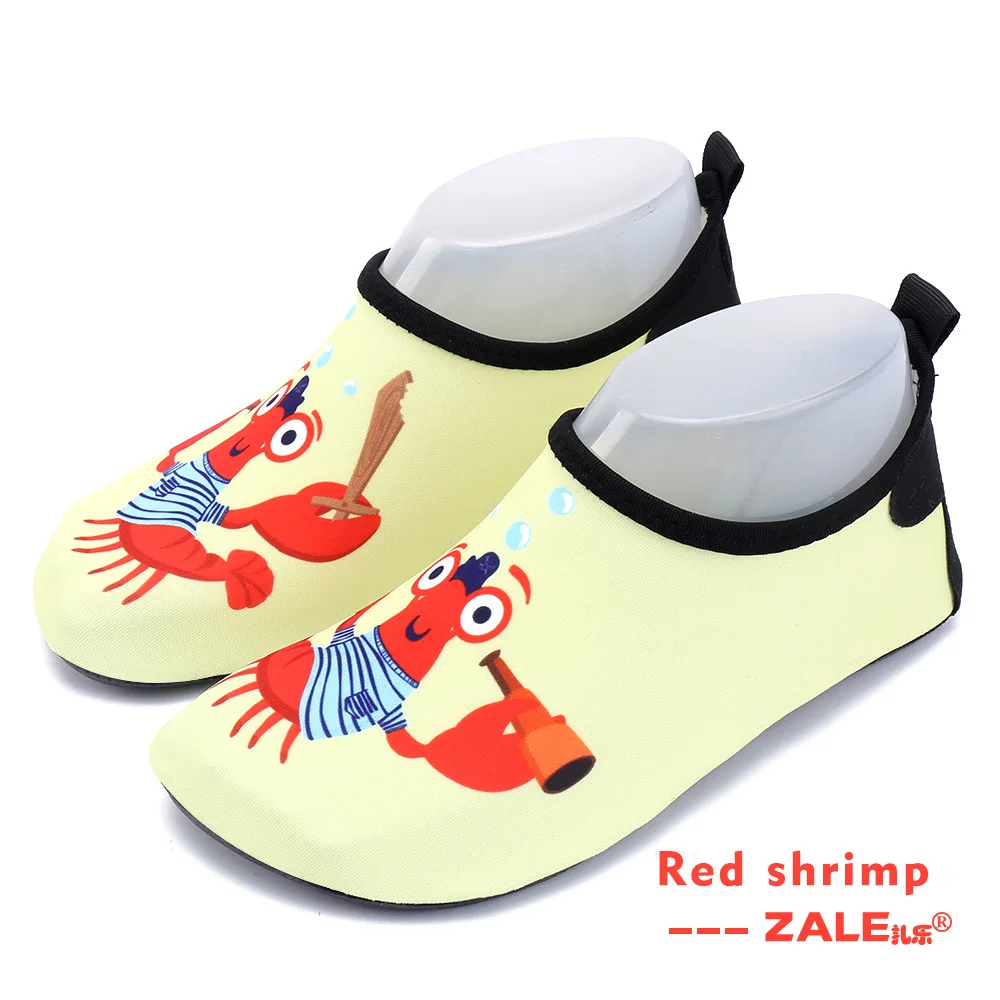 Summer beach Shoes Kids Cartoon Animal Swiming Shoes Girls Boys Barefoot Soft Bottom Non-slip Kids Water Shoes - Цвет: Red shrimp