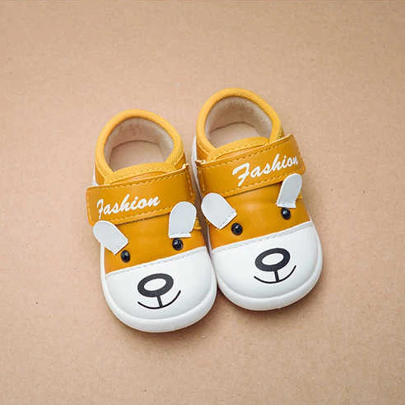 2018 осень-зима маленьких Спортивная обувь Бег малыша Обувь милый мультфильм
