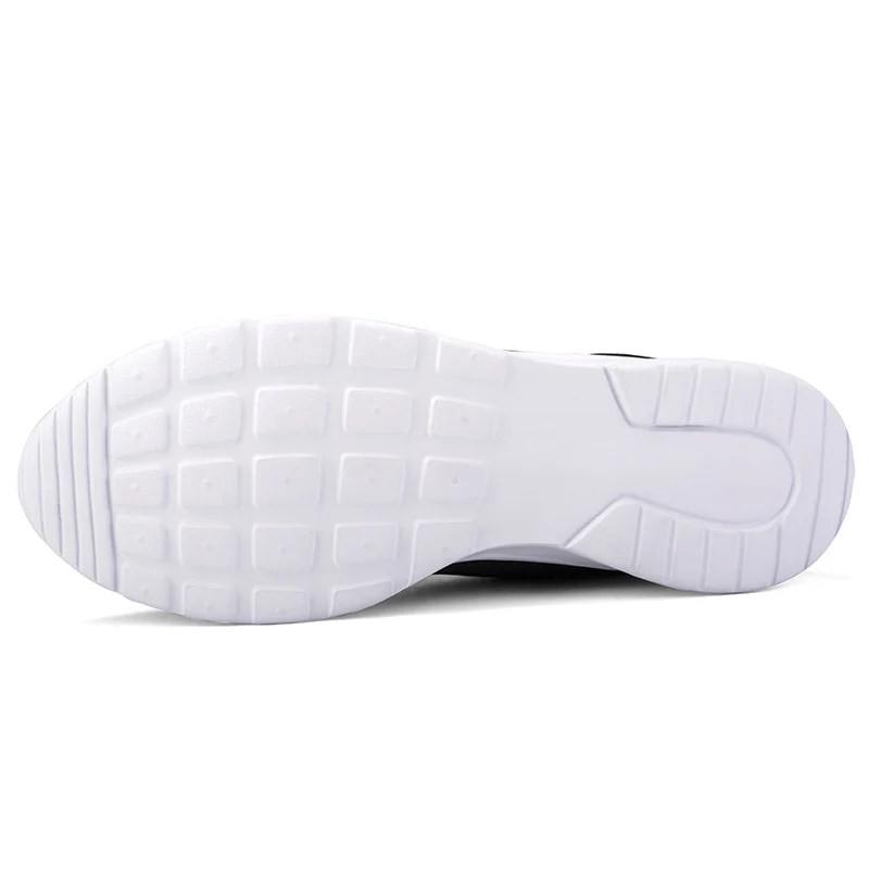 Мужские кроссовки на шнурках легкие дышащие из сетчатого материала для прогулок