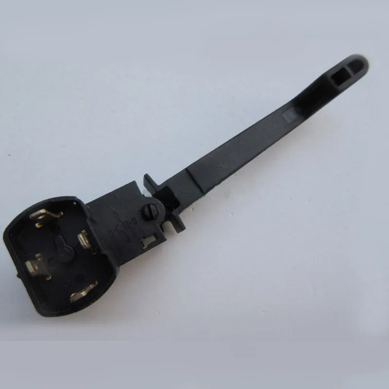 Ручная электрическая дрель переключатель положительного и отрицательного