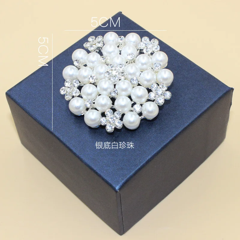 Новая Жемчужная Брошь Стразы булавки в форме цветка очаровательные ювелирные