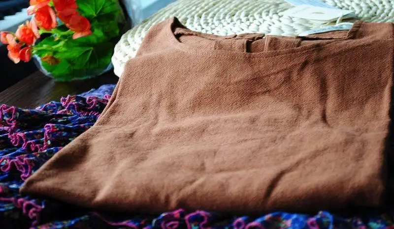 Асимметричная 2017 Осенняя Базовая свободная футболка с круглым вырезом короткая