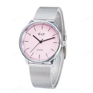 Женские кварцевые часы с разноцветным циферблатом, на запястье