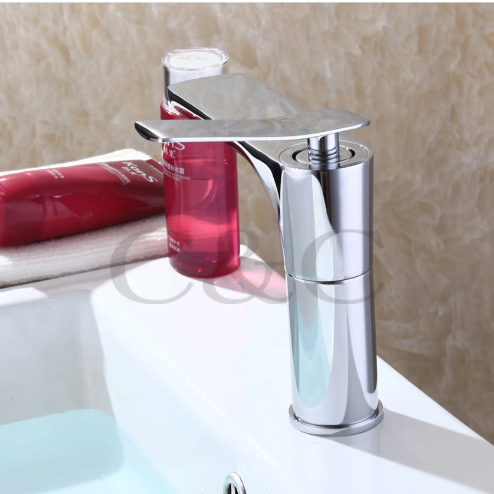 Хром горячей и кран холодной воды для умывальника смеситель одной ручкой