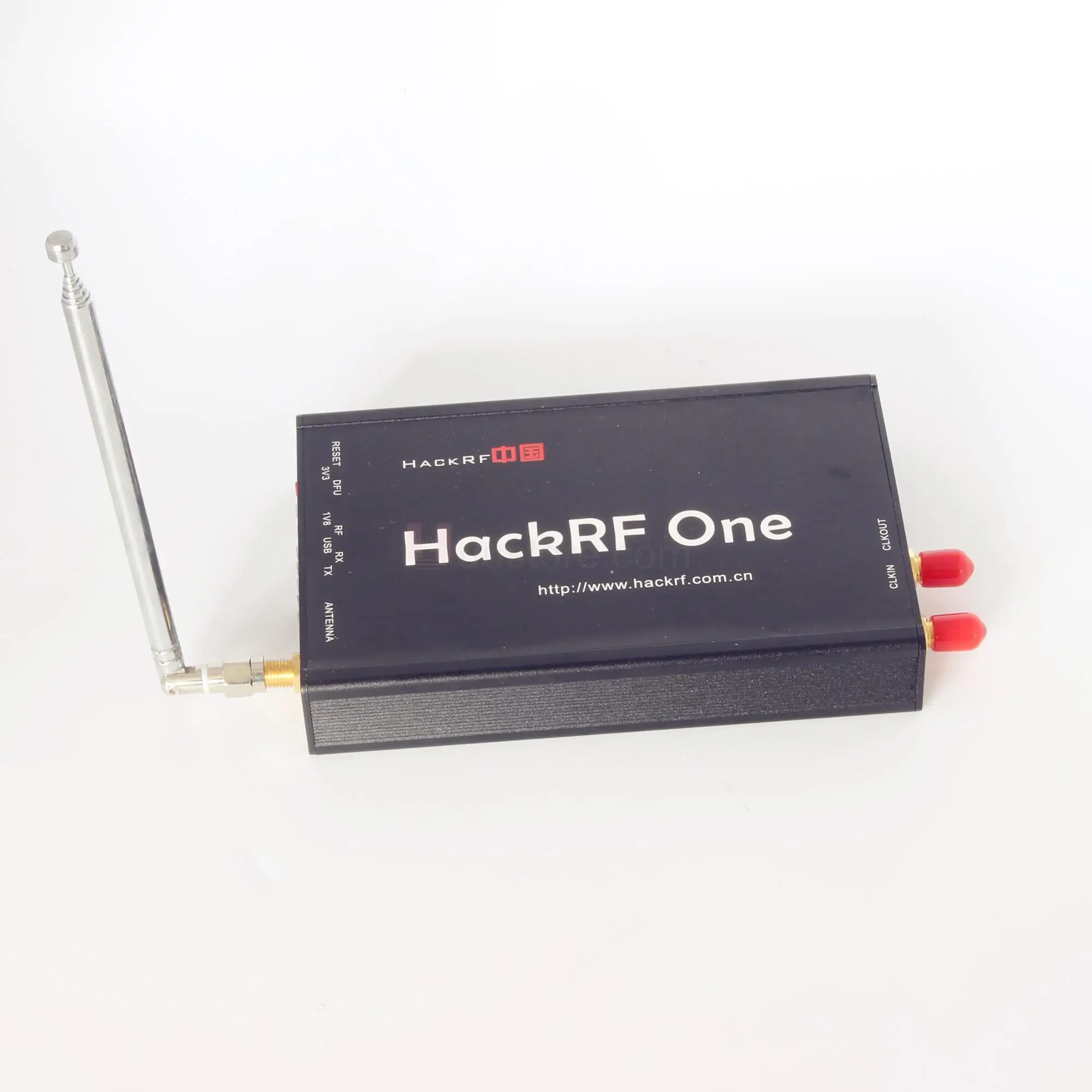 Платформа HackRF One SDR программно определяемая радиопериферия способная передавать