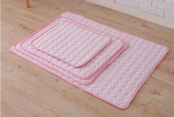 Pink Летние охлаждающие маты, одеяло, подложка для собак, кровати, коврики для собак, кошек, диван, портативный тур, кемпинг, Йога, спальные аксессуары для домашних животных - Цвет: Pink
