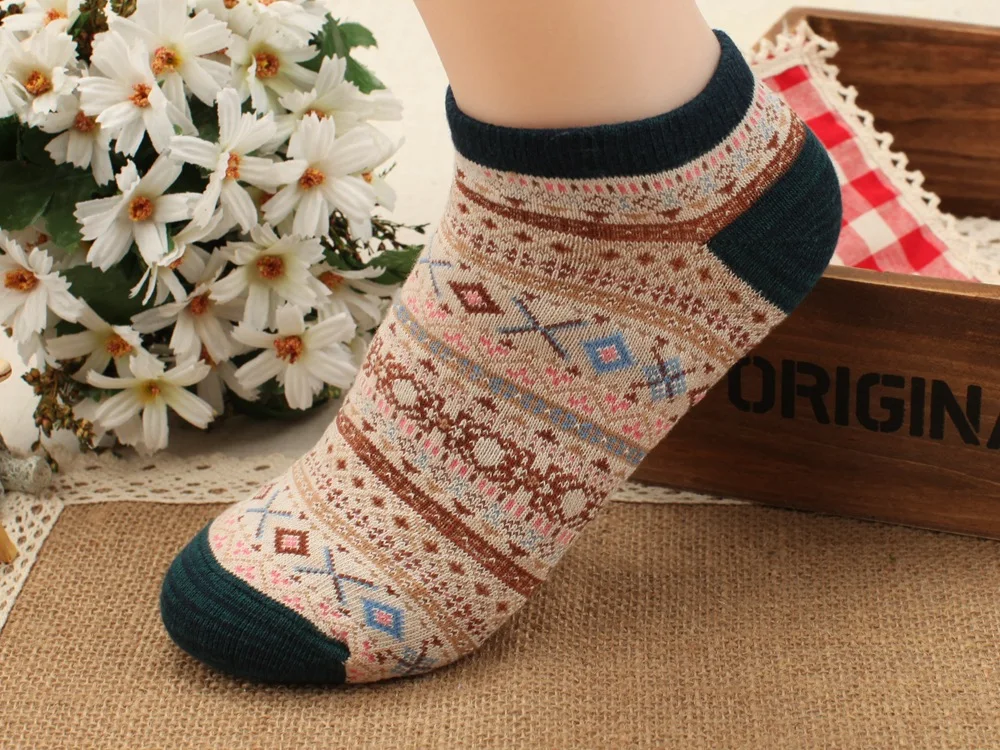 10Pairs/Lot New explosion of family name wind cotton short socks Ms. Zhuji factory wholesale Department | Женская одежда