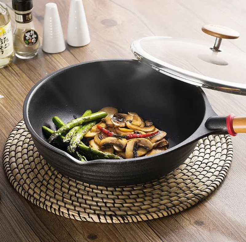 230622/Cast iron with frying pan / 28cm non-stick no fume Induction Cooker / universal wok/Fine workmanship
