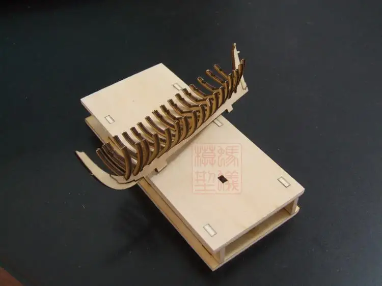 Новый масштаб 1/50 спасательная лодка модель корабль Рабочая лазерная резка