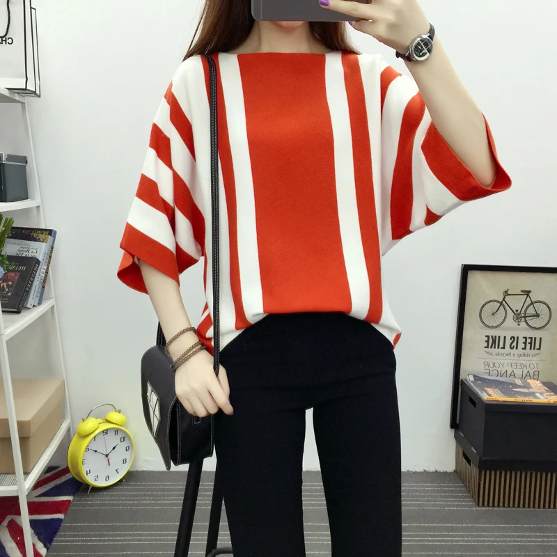 Autumn new women's vertical stripe sweater loose big yards bat sleeve round neck hedging wild female | Женская одежда
