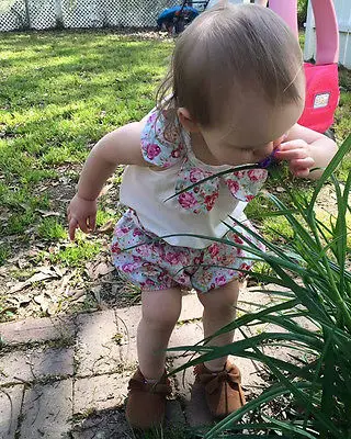 Одежда для новорожденных девочек милый комбинезон с цветочным принтом боди +